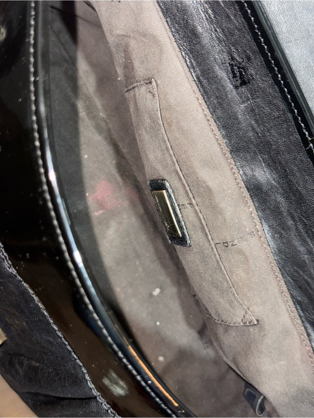 Fendi B-Bag (2006) Black Patent & Leather Shoulder Bag with Gold Hardware - Picture 8 of 13